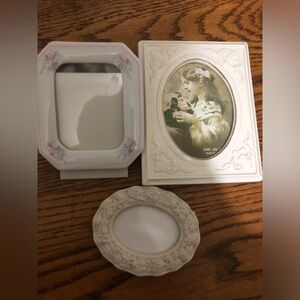 Vintage Victorian mini and oval picture frames floral 3” and wallet